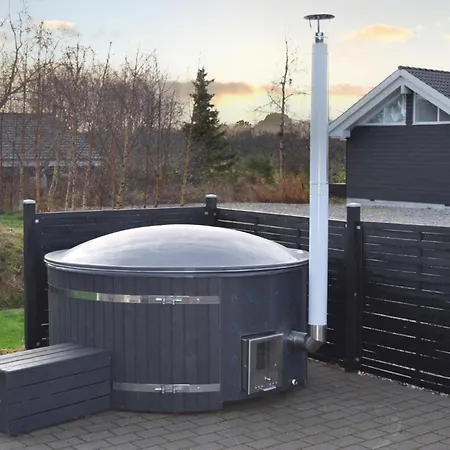 Gorgeous Home In Ebeltoft With Sauna Tatil Evi Ebeltoft